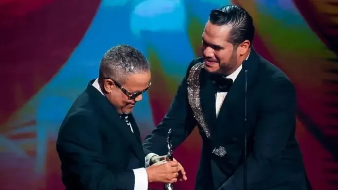 Héctor Acosta elogia a Juan Carlos Pichardo