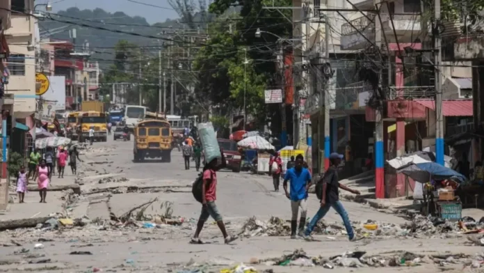 Crisis en Haití tras rapto de soldados.