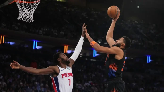 Karl-Anthony Towns en acción con los Knicks.