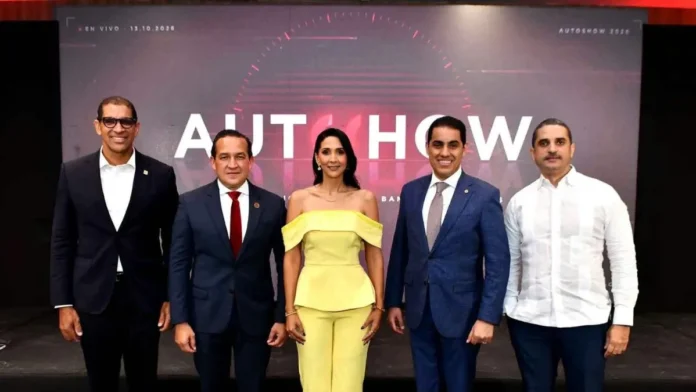 Auto Show Cleaner Studio con nuevos vehículos.