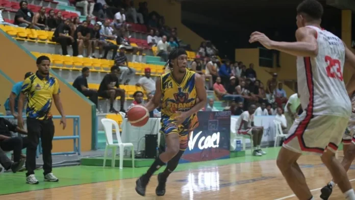 Club Miramar celebra victoria en TBS 2026