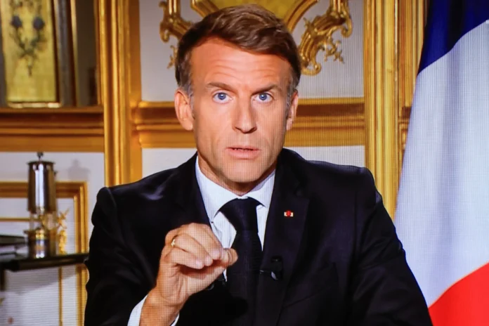 Macron culpa a extrema izquierda por violencia.