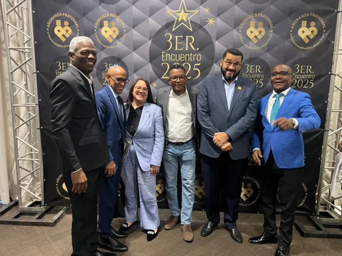 Jornada de adoración cristiana en Santo Domingo