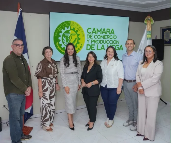 Charla sobre responsabilidad penal empresarial en Constanza