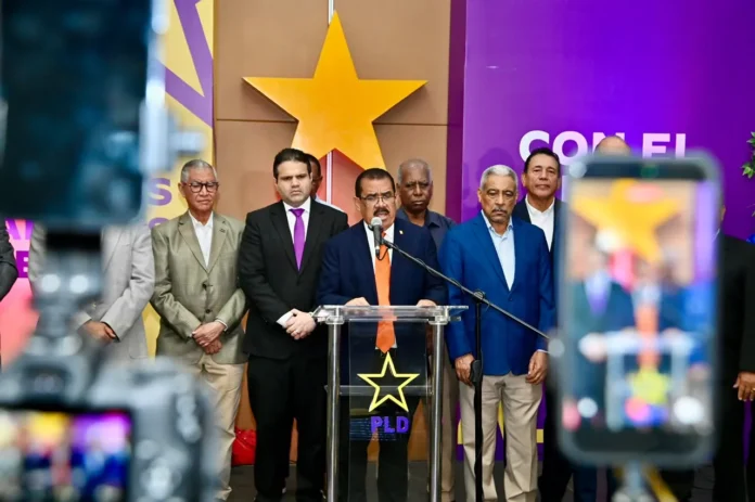 PLD denuncia crisis en el sector avícola