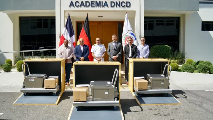 Alemania dona estaciones forenses a DNCD