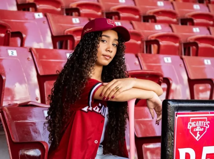 Azul Amparo Taveras, nueva madrina Gigantes.