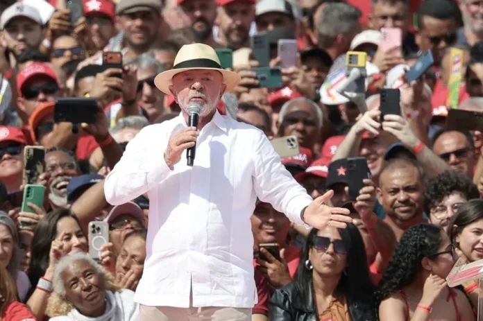 Lula denuncia bloqueo a reforma laboral.
