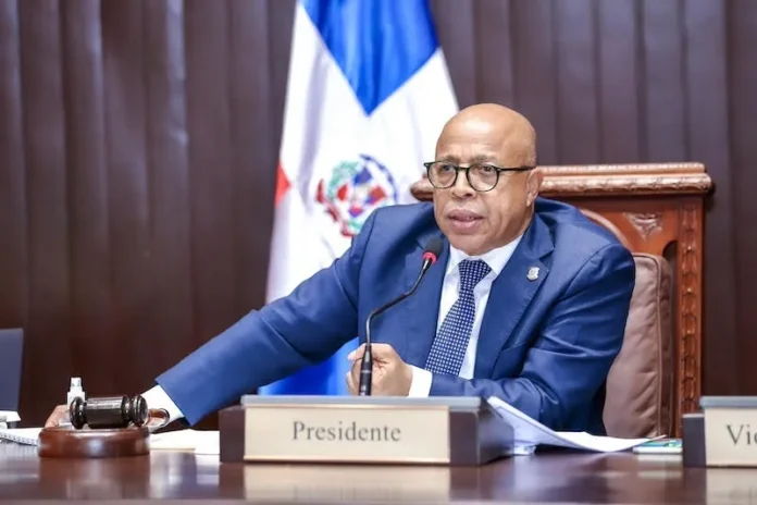 Alfredo Pacheco destaca beneficios económicos RD-Venezuela