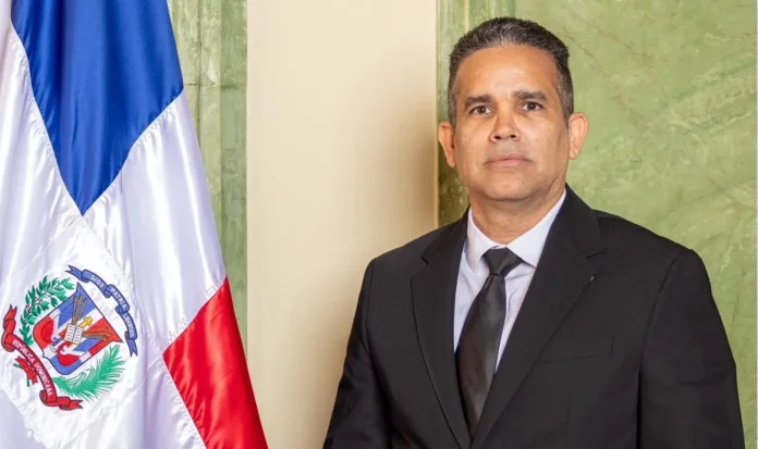 Carlos Tavares propone jueces éticos y comprometidos