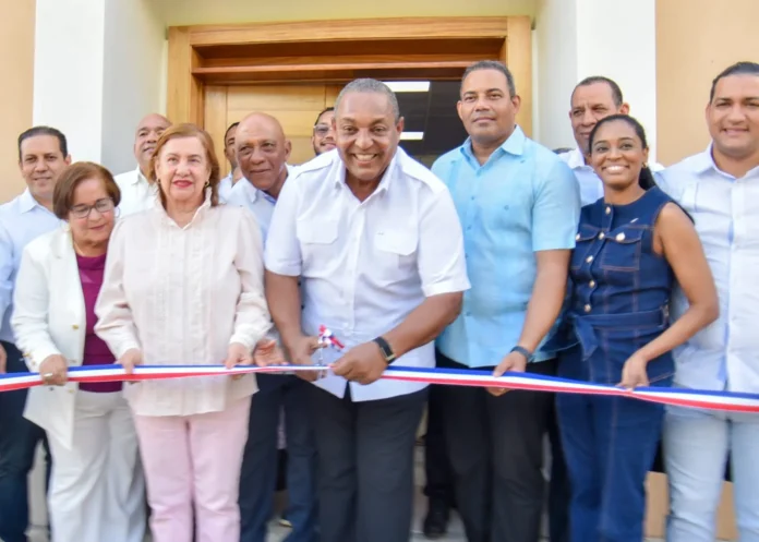 Inauguración de capilla en La Vega.
