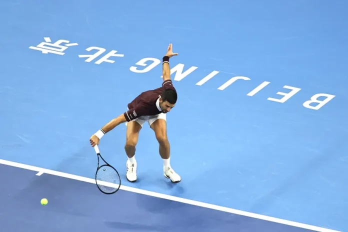 Djokovic celebra su séptimo título en Pekín.