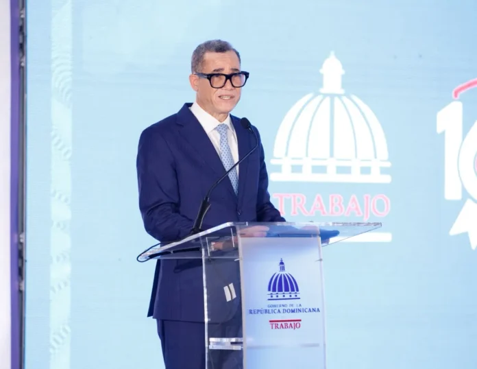 Eddy Olivares habla sobre delincuencia juvenil.