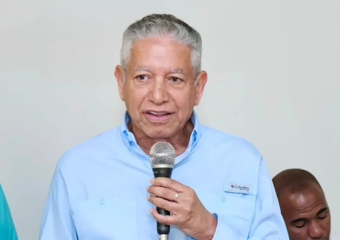 Héctor Guzmán pide apoyo para productores de arroz.