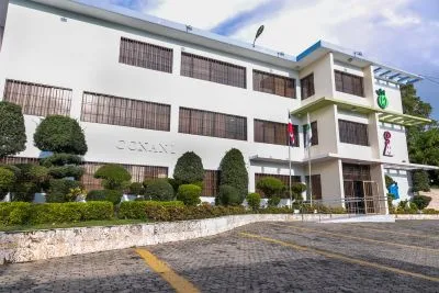 Adolescente escapa de centro de acogida.