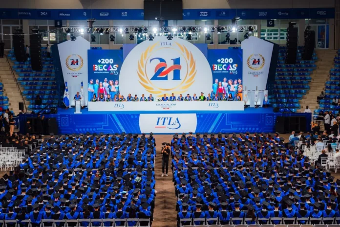 Graduación de 595 profesionales en ITLA.