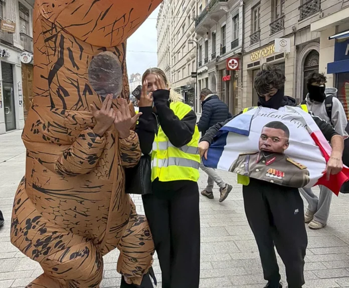 Protestas en Francia: incendios y saqueos.
