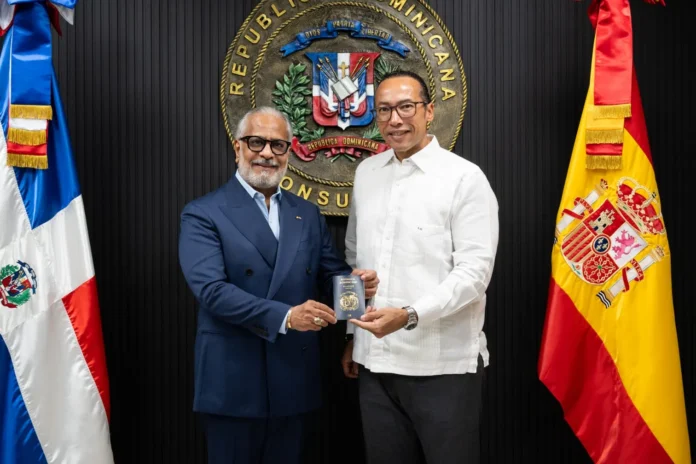 Nuevo pasaporte electrónico dominicano en Madrid