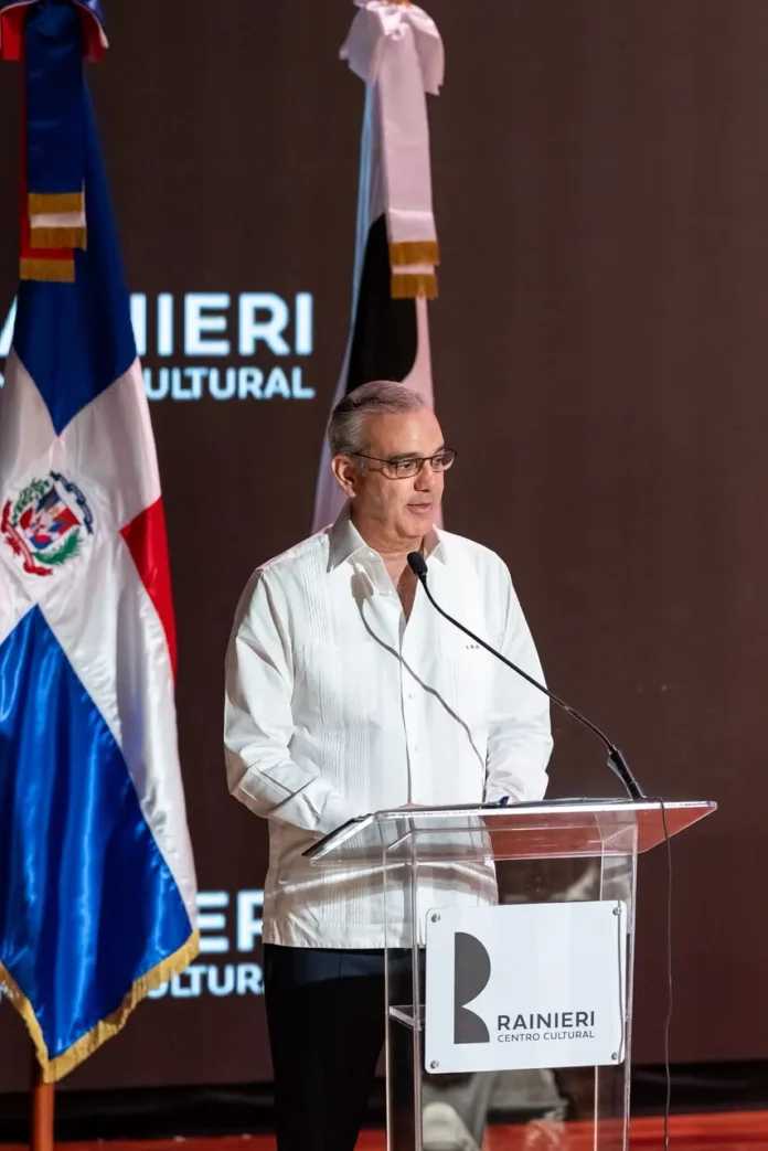 Inauguración del Centro Cultural Rainieri en Punta Cana.