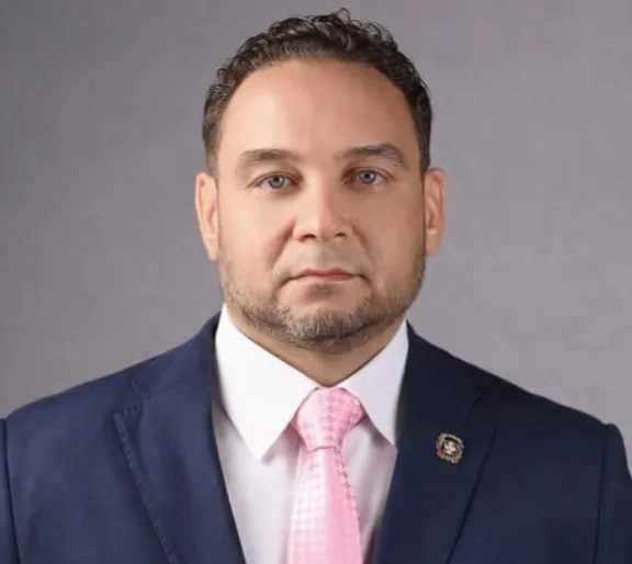 Manuel Cruz relanza programa 