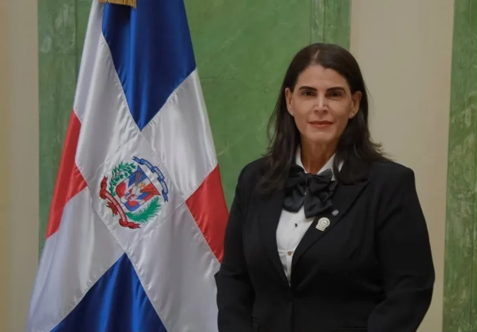 Maritza Reynoso en el Consejo Nacional de la Magistratura