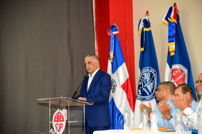 Miguel Vargas exige acción internacional urgente.