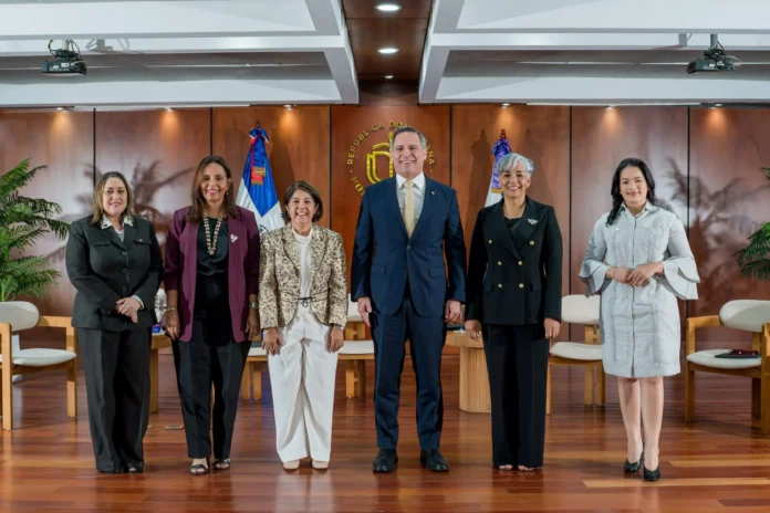 Lanzamiento del segundo tomo sobre equidad.