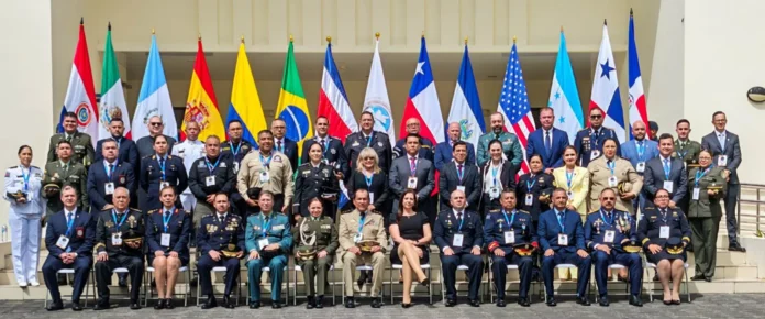 Encuentro internacional de educación policial en Costa Rica.
