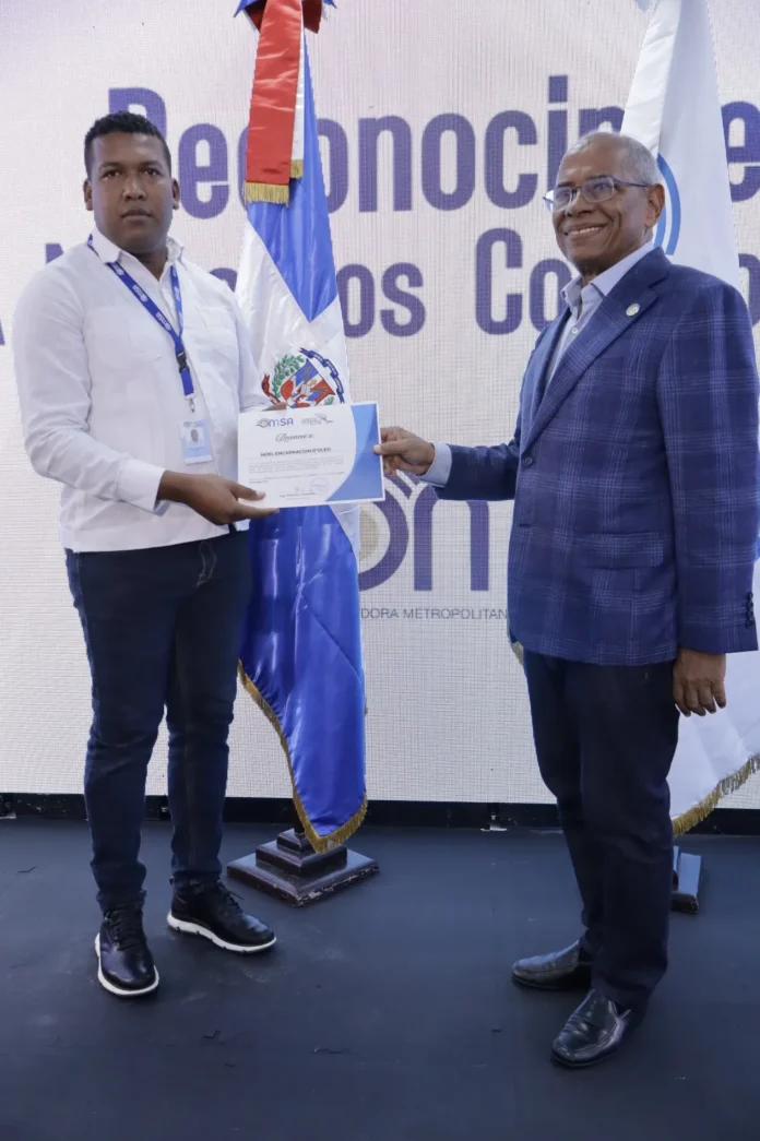 Reconocimiento a trabajadores de OMSA.