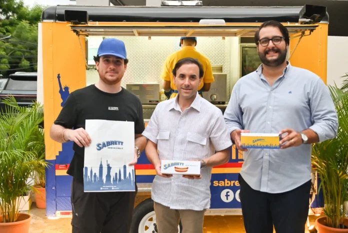 Food truck Sabrett de hot dogs en RD