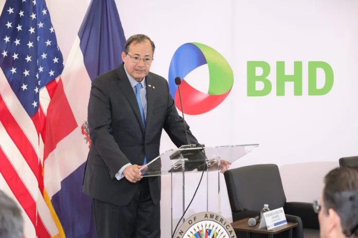 BHD patrocina conferencia sobre IA y mipymes