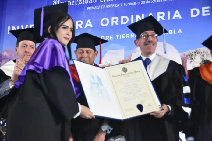 Graduación UASD 2023, 3,589 nuevos profesionales.