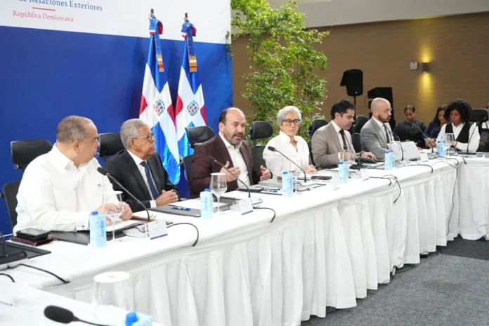 Bisonó apoya fortalecimiento del Sistema Integrado