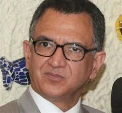 Juan Bosch critica distorsiones sobre Trujillo.