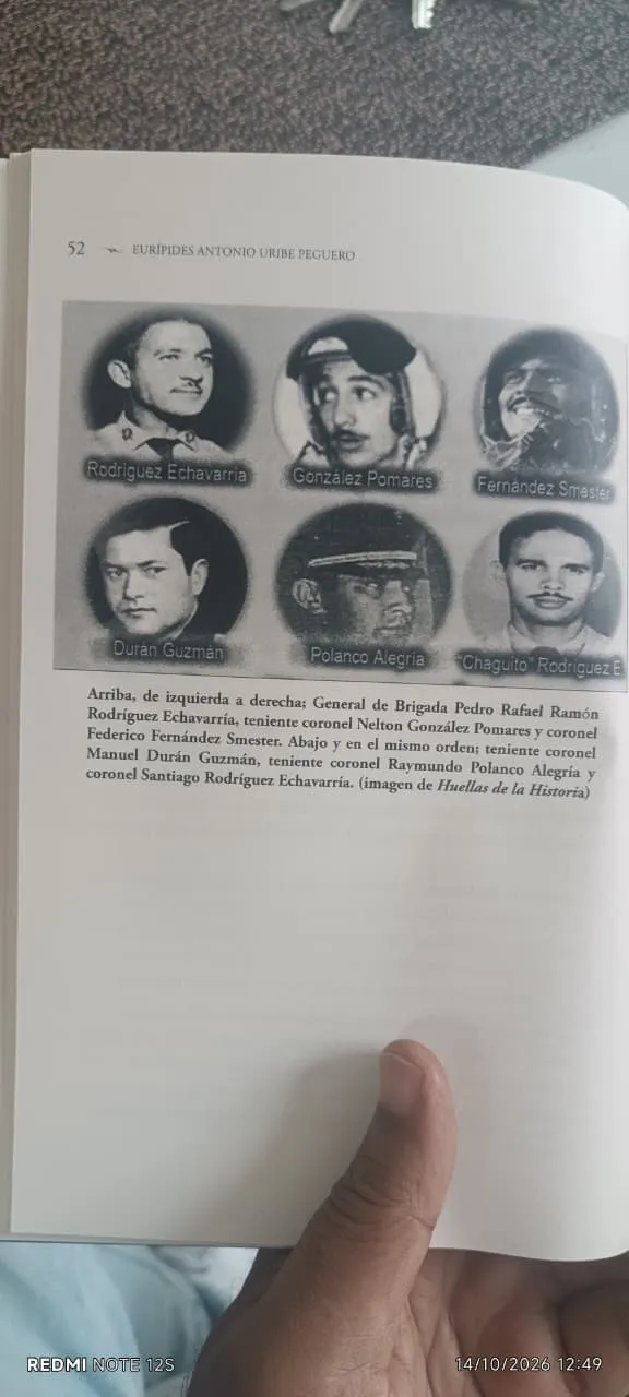 Libro sobre historia militar dominicana.