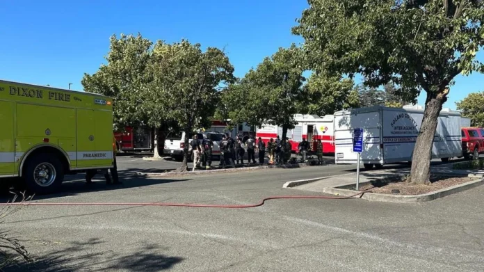 Tiroteo en tienda de Halloween en California