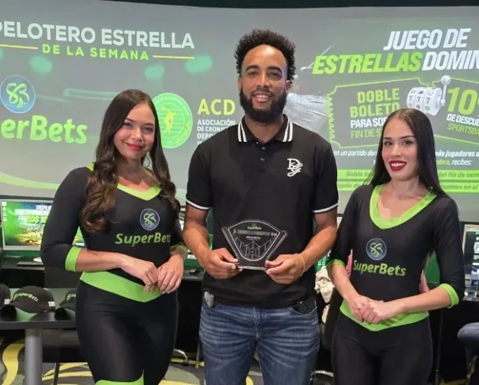 Raimel Tapia y Albert Abreu, Peloteros Estrella.