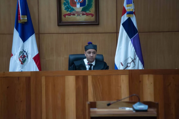 Juicio por sobornos en contratos de seguridad