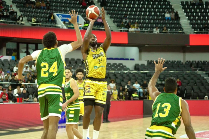 Rafael Barias vence a San Carlos en TBS