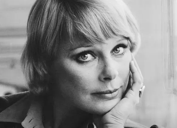 Fallecimiento de Elke Sommer, actriz alemana.