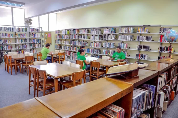 Cierre de bibliotecas afecta cultura en Dominicana
