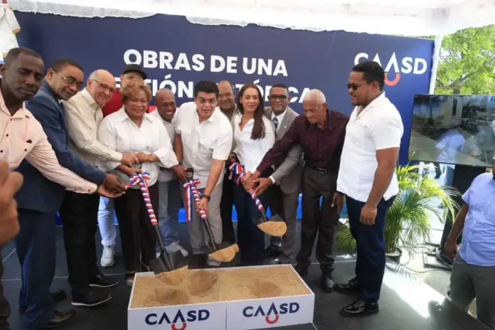 Saneamiento de cañada en Villa Mella
