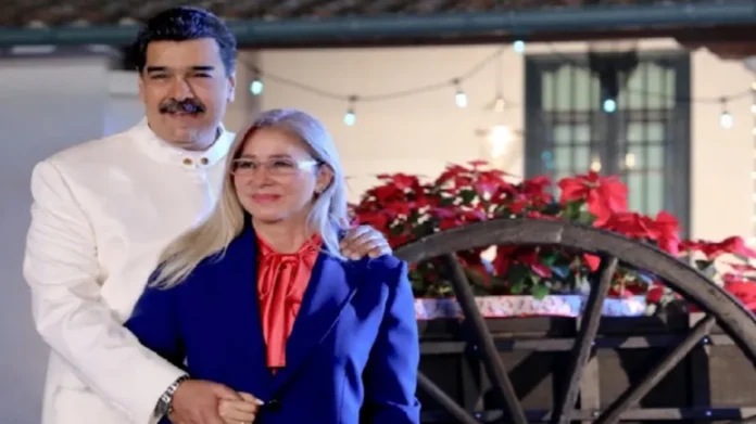 Maduro y Flores enfrentan acusaciones de tortura.