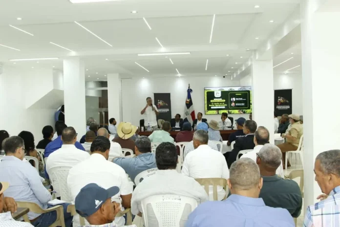 Confenagro promueve crédito para productores agropecuarios