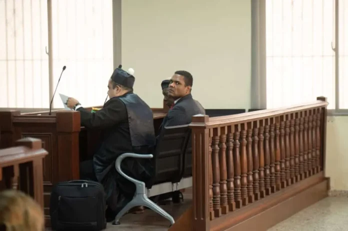 Donni Santana impugna permiso laboral en prisión.