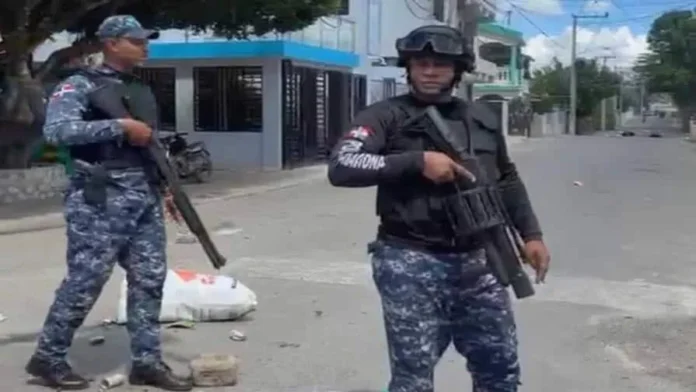 Huelga en Duarte afecta actividades y comercio
