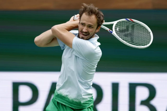Medvedev avanza en ATP Viena tras victoria