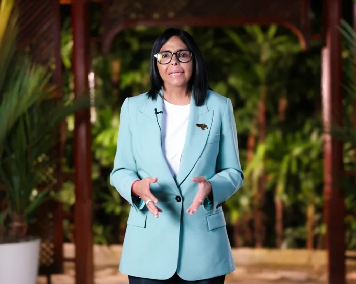 Delcy Rodríguez envía apoyo al papa León XIV.