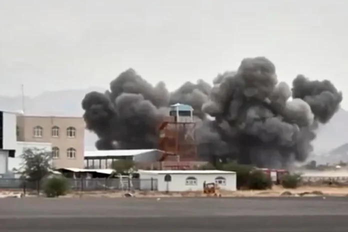 Ataque hutí al aeropuerto de Riad