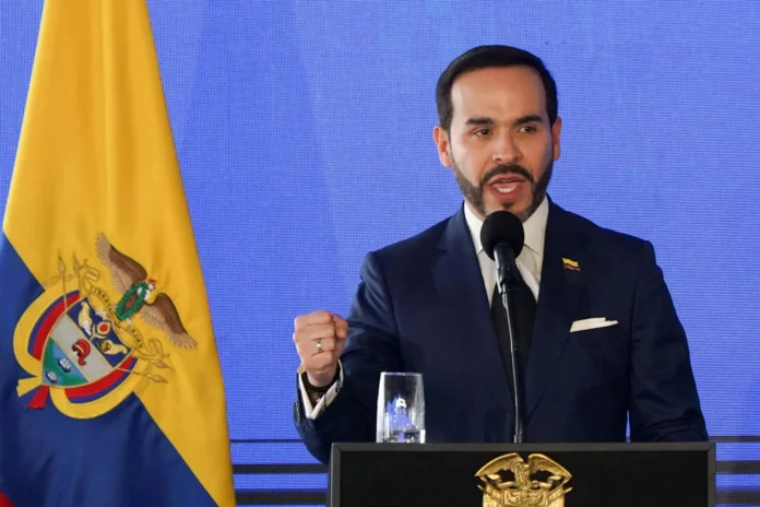 De la Espriella adopta políticas ultraderechistas.